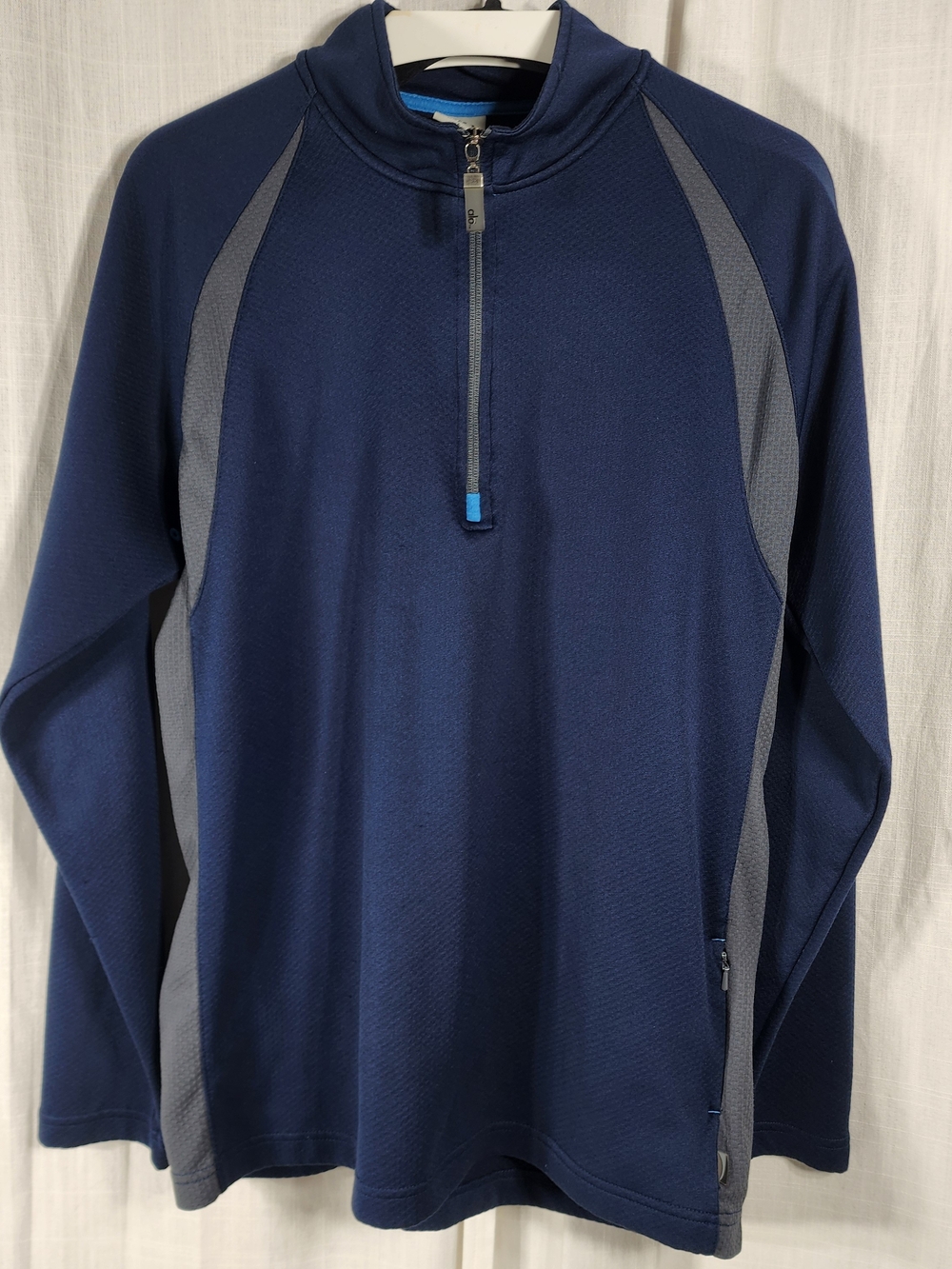 ALO Yoga Navy Zip Pullover with Light Blue Trim
